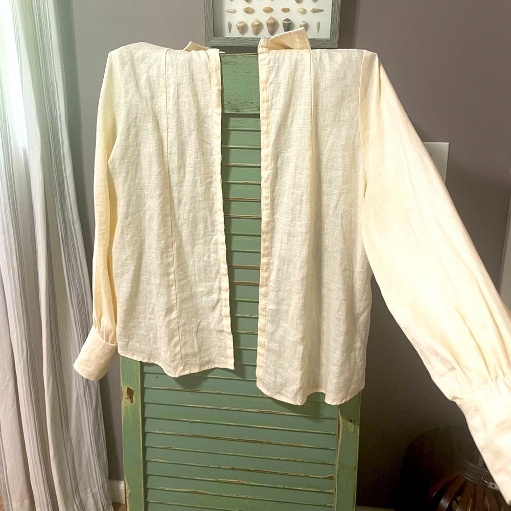 DISSH size 10 linen long sleeve blouse